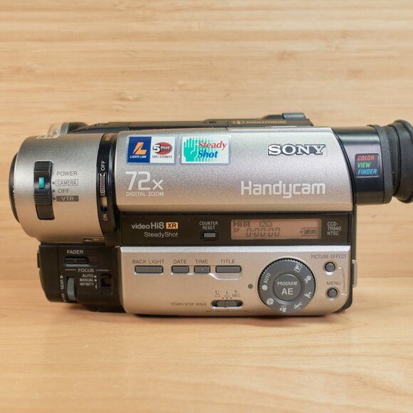 Sony Handycam DCR‑TR940 Hi8 Camcorder (NTSC) / Made in Japan / Tested & Working - Picture 3 of 9